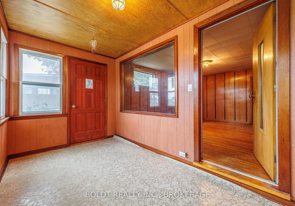 35-regent-street-thorold-ontario-x13808190