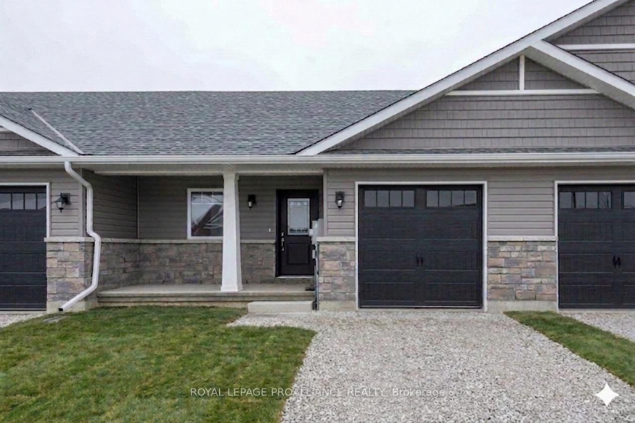 121-farrington-crescent-prince-edward-county-ontario-x13808250