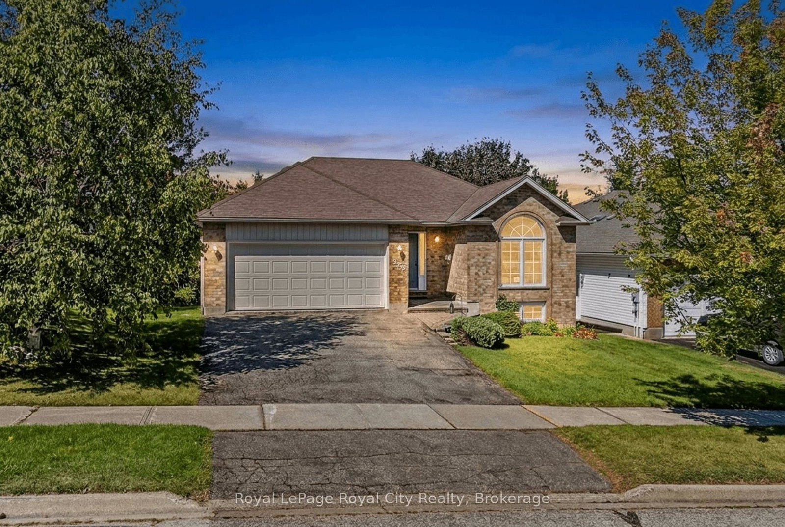 589-harvey-street-centre-wellington-ontario-x13808398