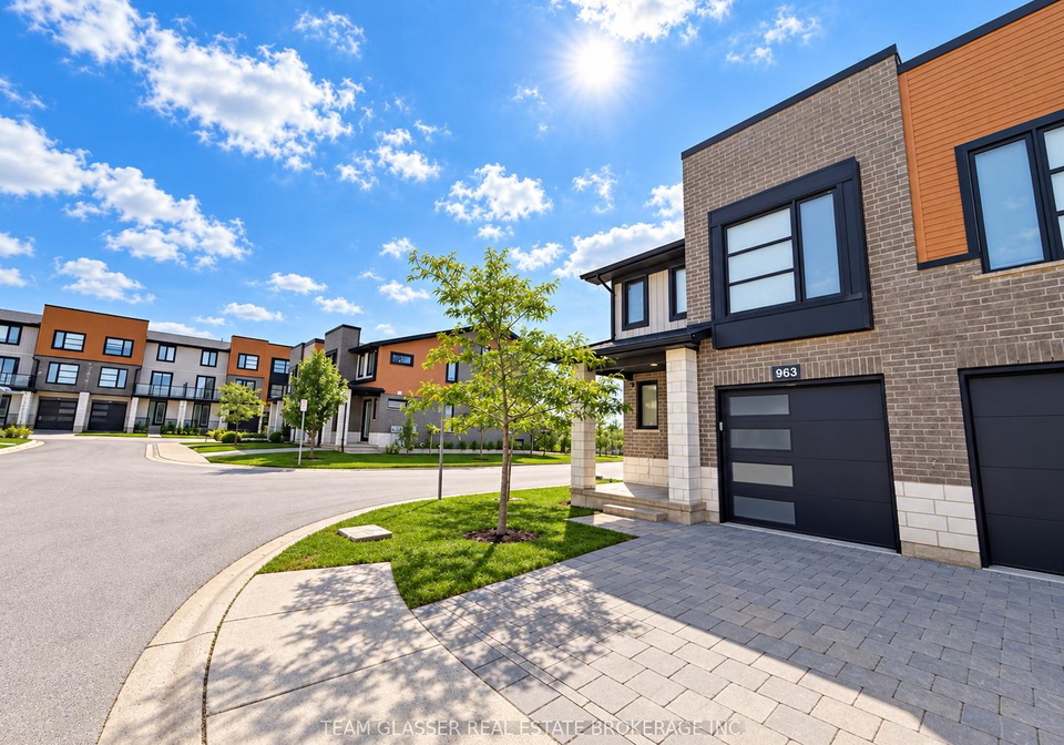 west-village-square-london-north-ontario-x13808454