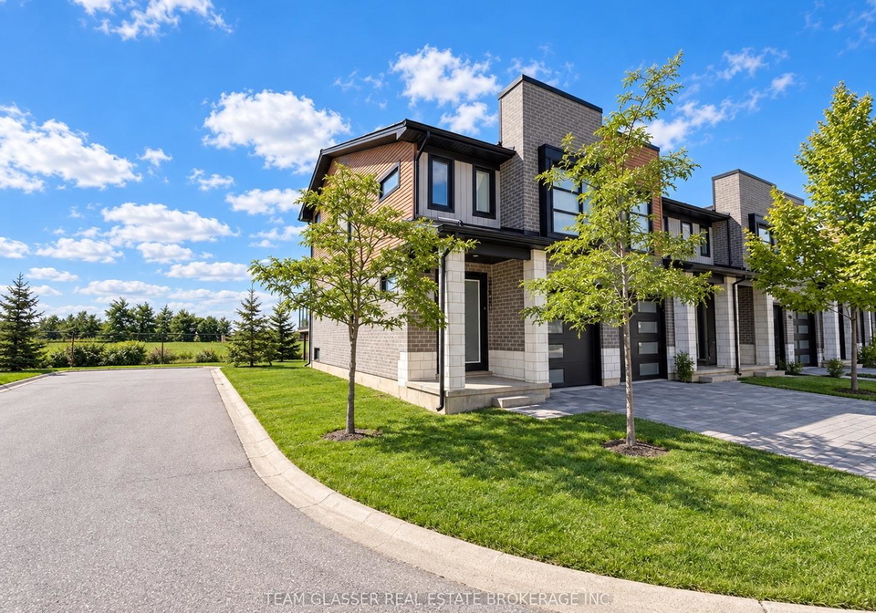 west-village-square-london-north-ontario-x13808454