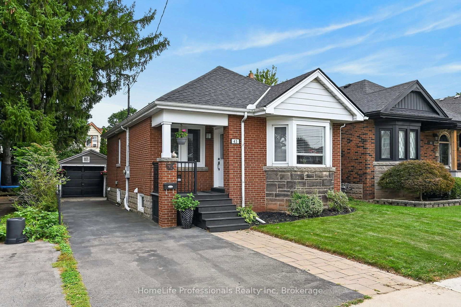 43-cameron-avenue-s-hamilton-ontario-x13809194