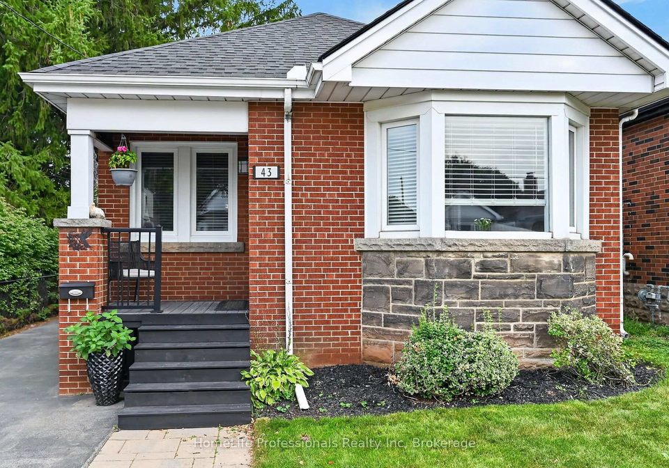 43-cameron-avenue-s-hamilton-ontario-x13809194