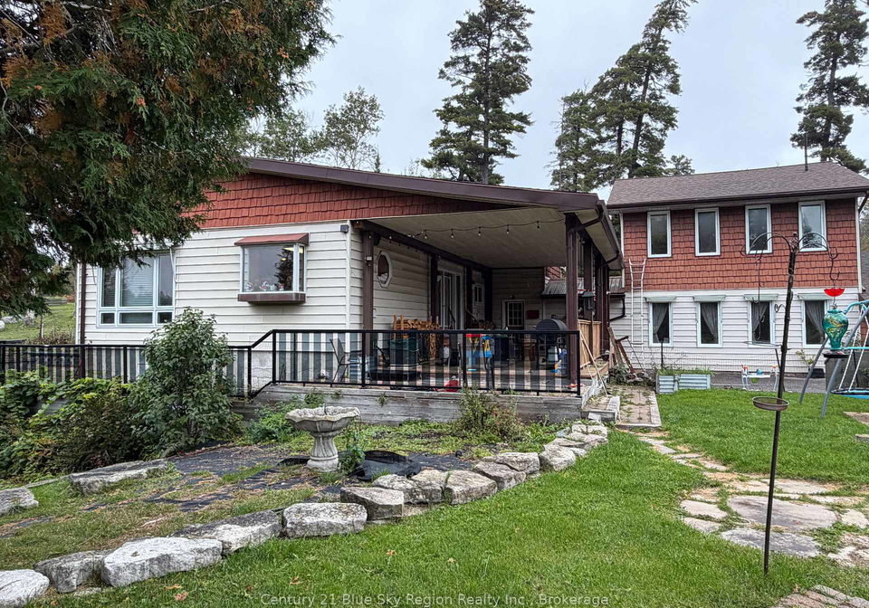 6455-highway-11-n-temagami-ontario-x13809208