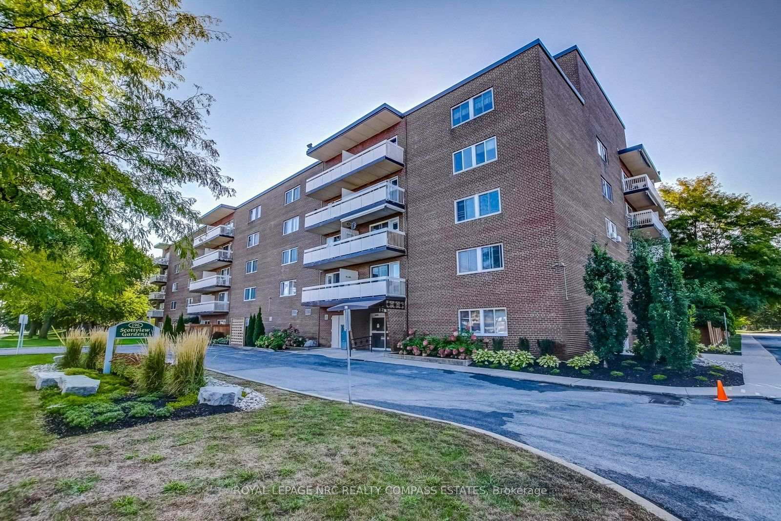 196-scott-street-st-catharines-ontario-x13809318