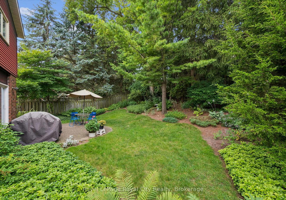 8-mollison-court-guelph-ontario-x13809336