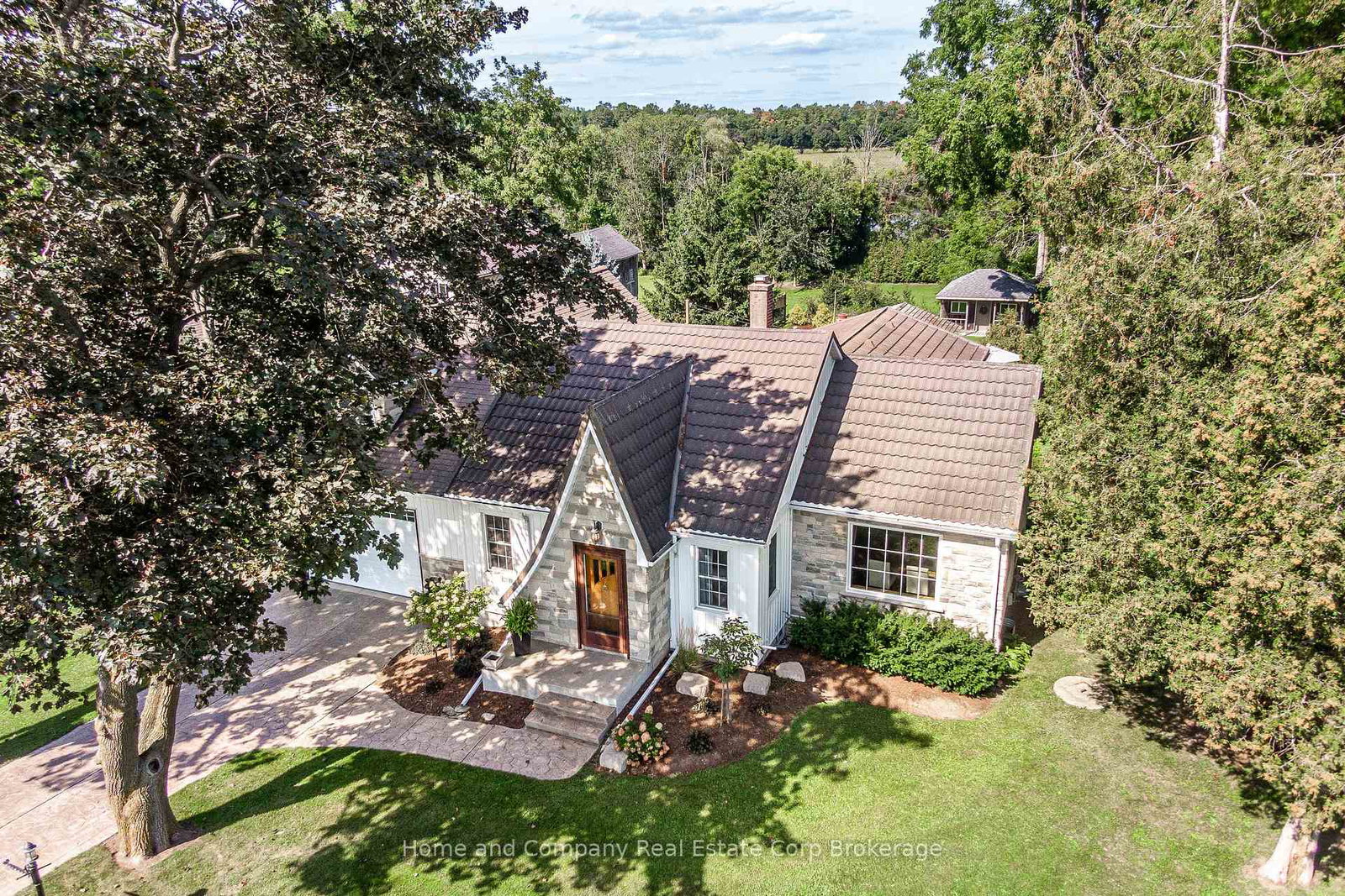 2828-line-34-perth-east-ontario-x13809356