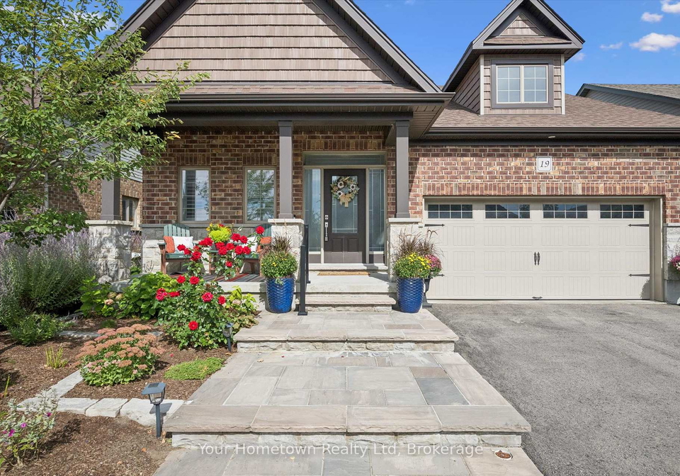 19-heritage-lane-centre-wellington-ontario-x13809496