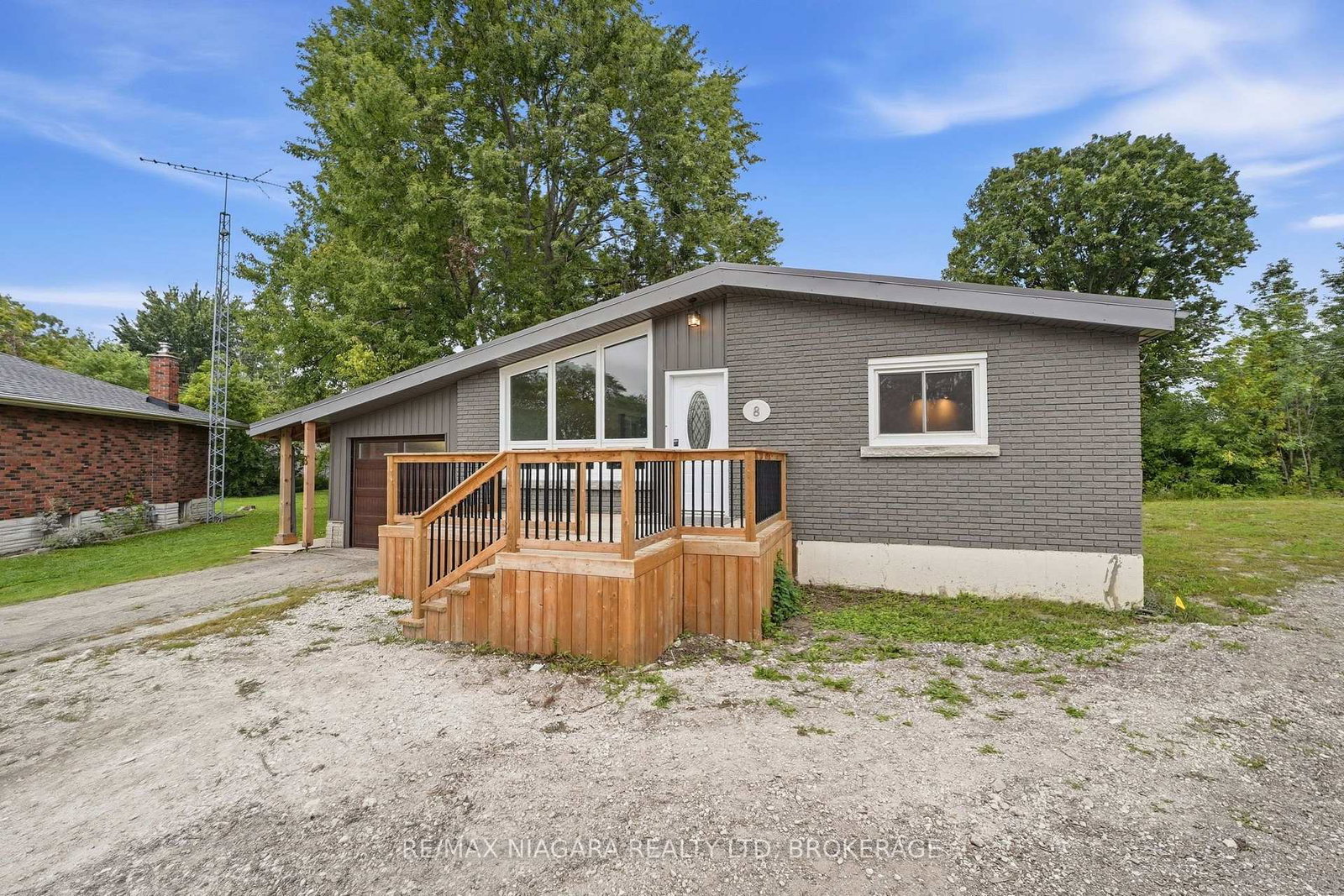 8-north-crescent-drive-n-welland-ontario-x13809810