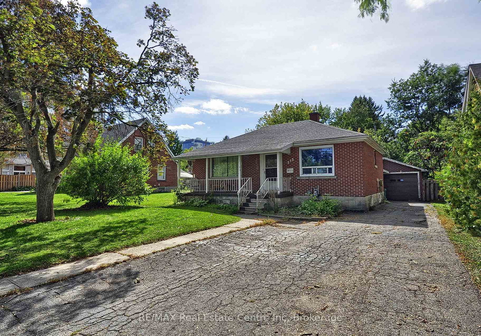 273-albert-street-waterloo-ontario-x13809816