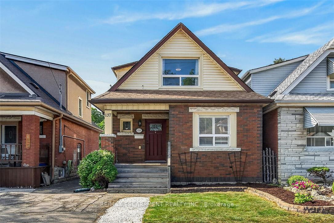 137-cope-street-hamilton-ontario-x13809824