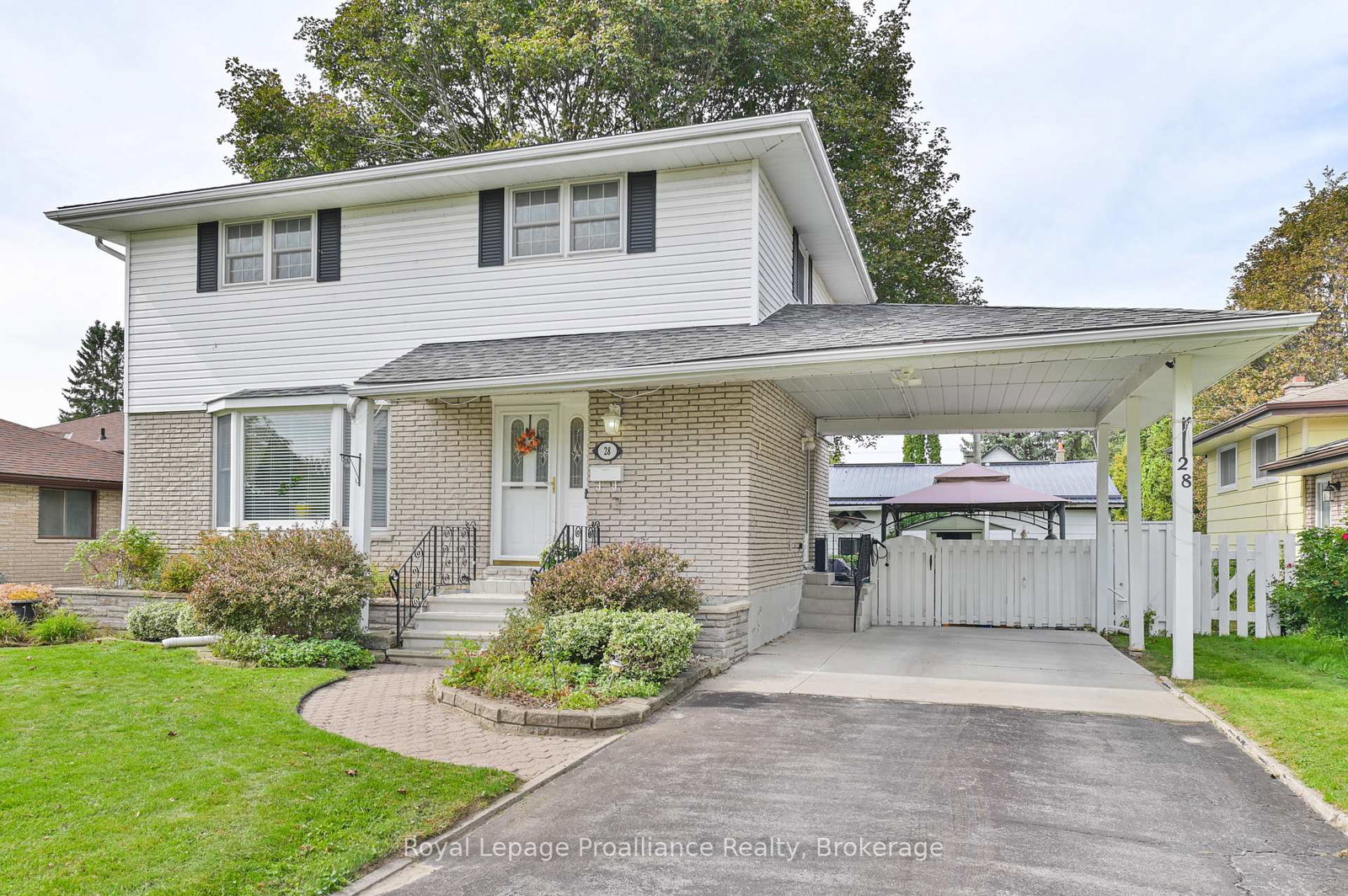 28-shoniker-avenue-quinte-west-ontario-x13809868