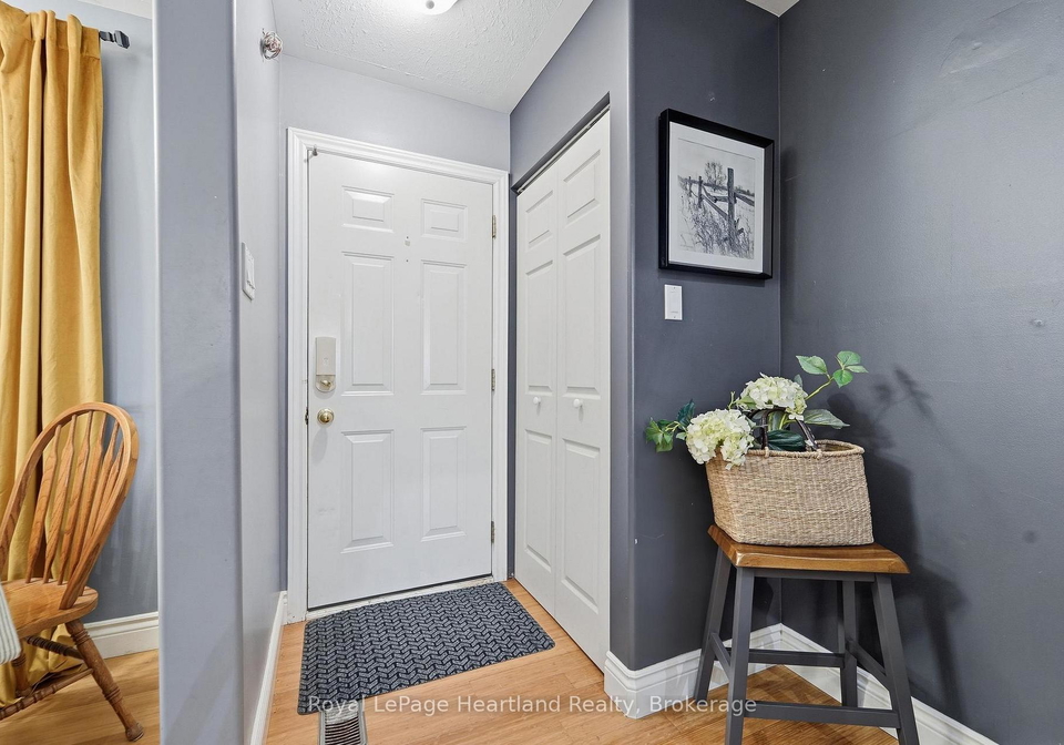 114-bennett-street-e-goderich-ontario-x13809928