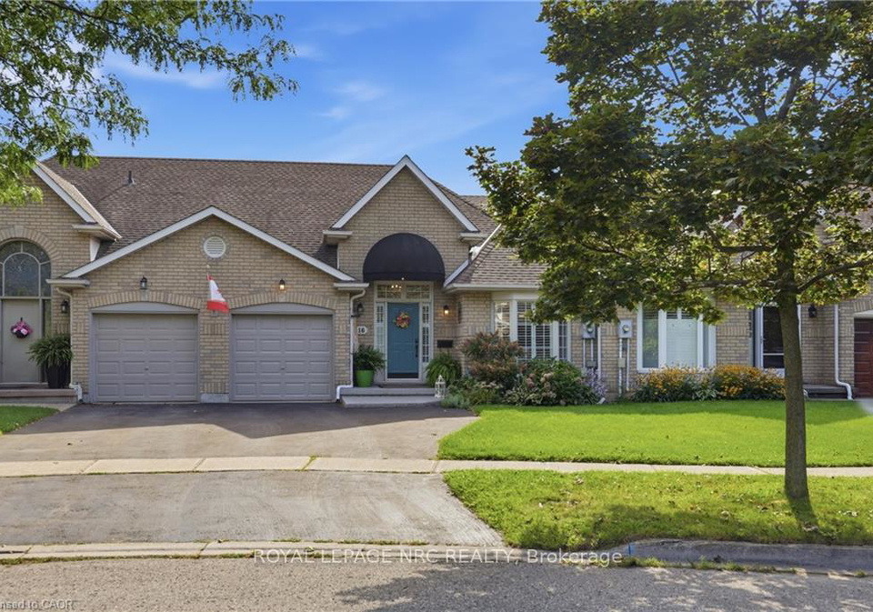 16-red-haven-drive-grimsby-ontario-x13810014
