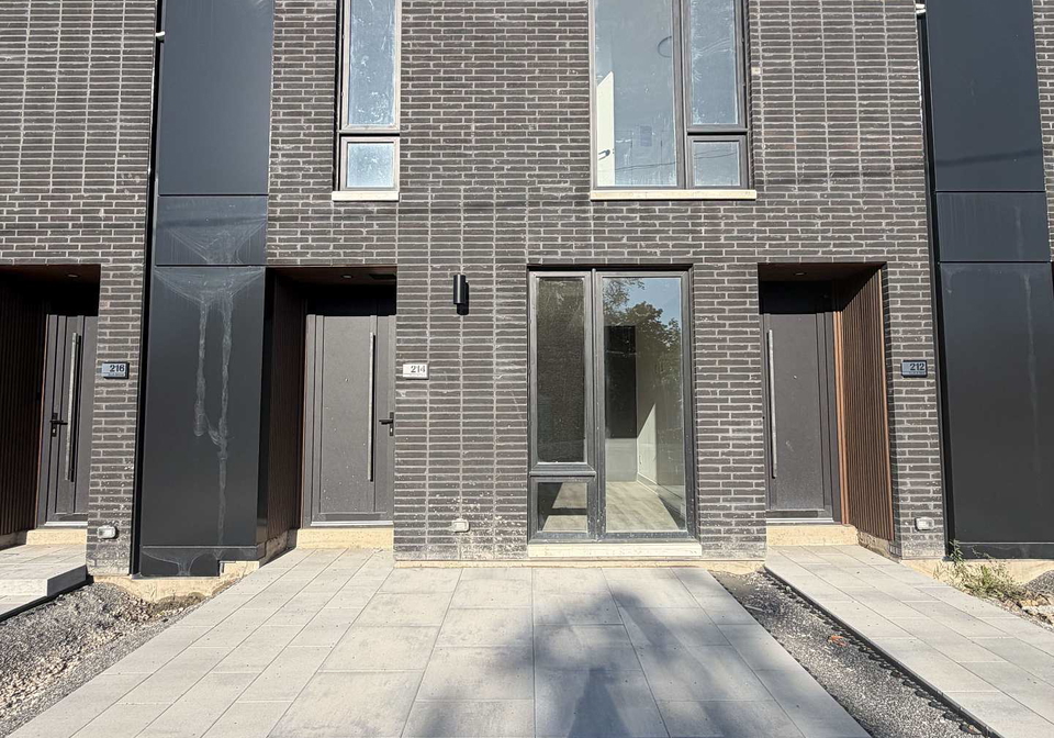 214-ellis-avenue-st-catharines-ontario-x13810200