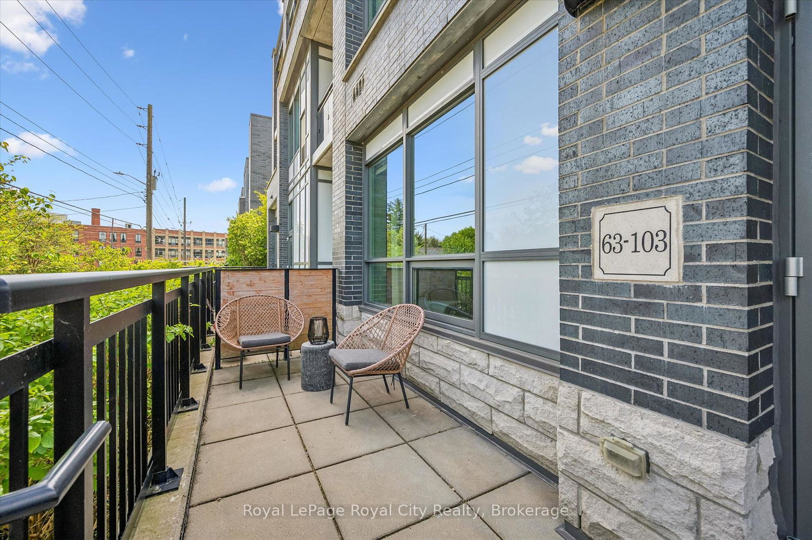 63-arthur-street-s-guelph-ontario-x13810246
