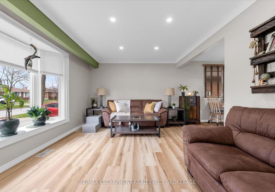 7506-jubilee-drive-niagara-falls-ontario-x13810250