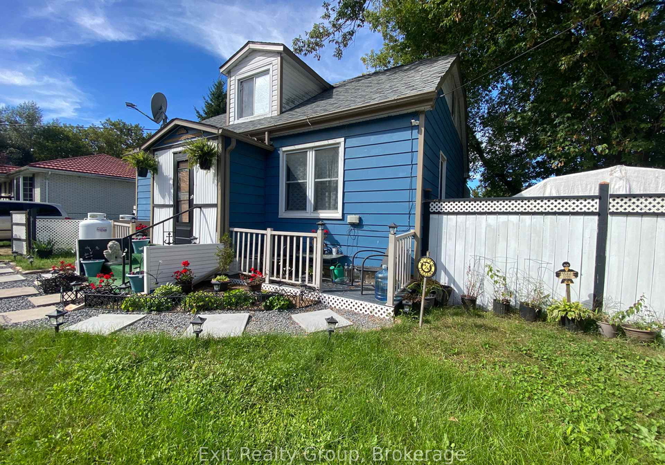 33-glastonbury-road-addington-highlands-ontario-x13810282