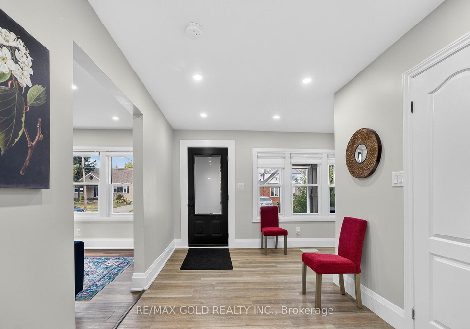 3-wardrope-avenue-hamilton-ontario-x13810288