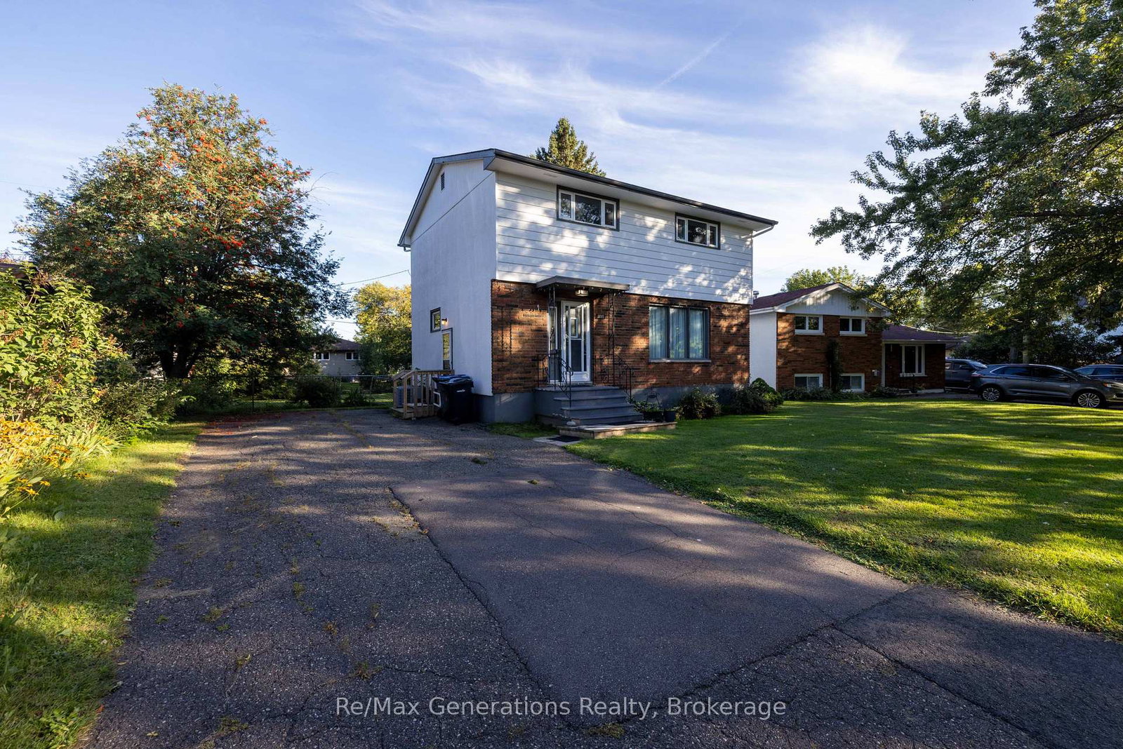 235-maple-avenue-thunder-bay-ontario-x13810400