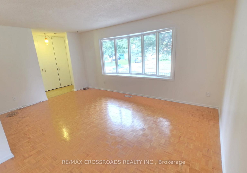 106-kimberly-crescent-kitchener-ontario-x13810428