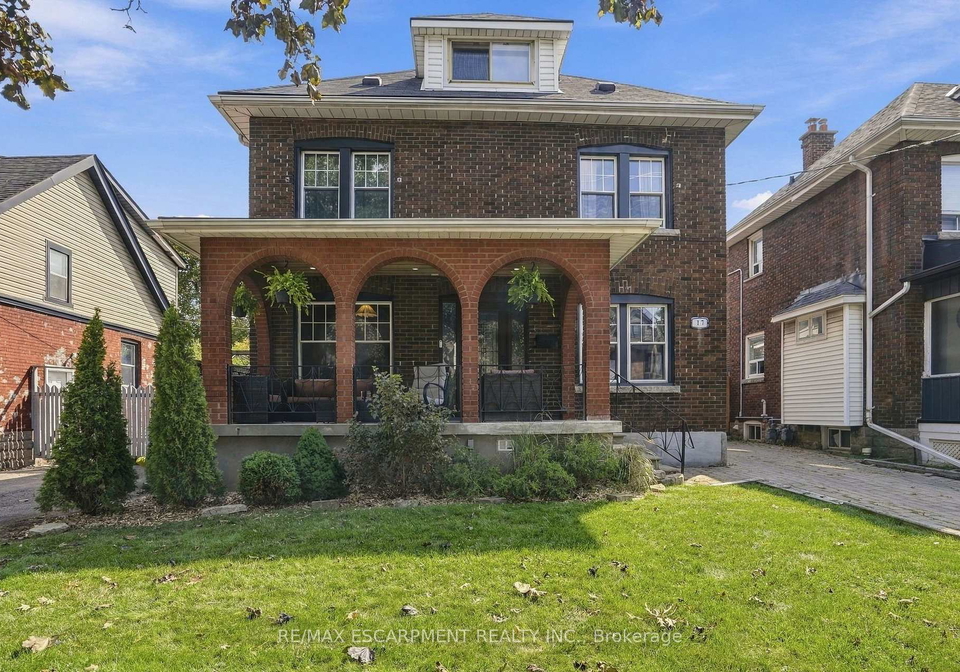 17-tuxedo-avenue-s-hamilton-ontario-x13810442