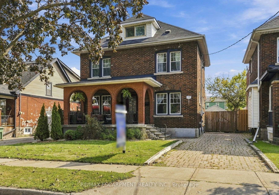 17-tuxedo-avenue-s-hamilton-ontario-x13810442