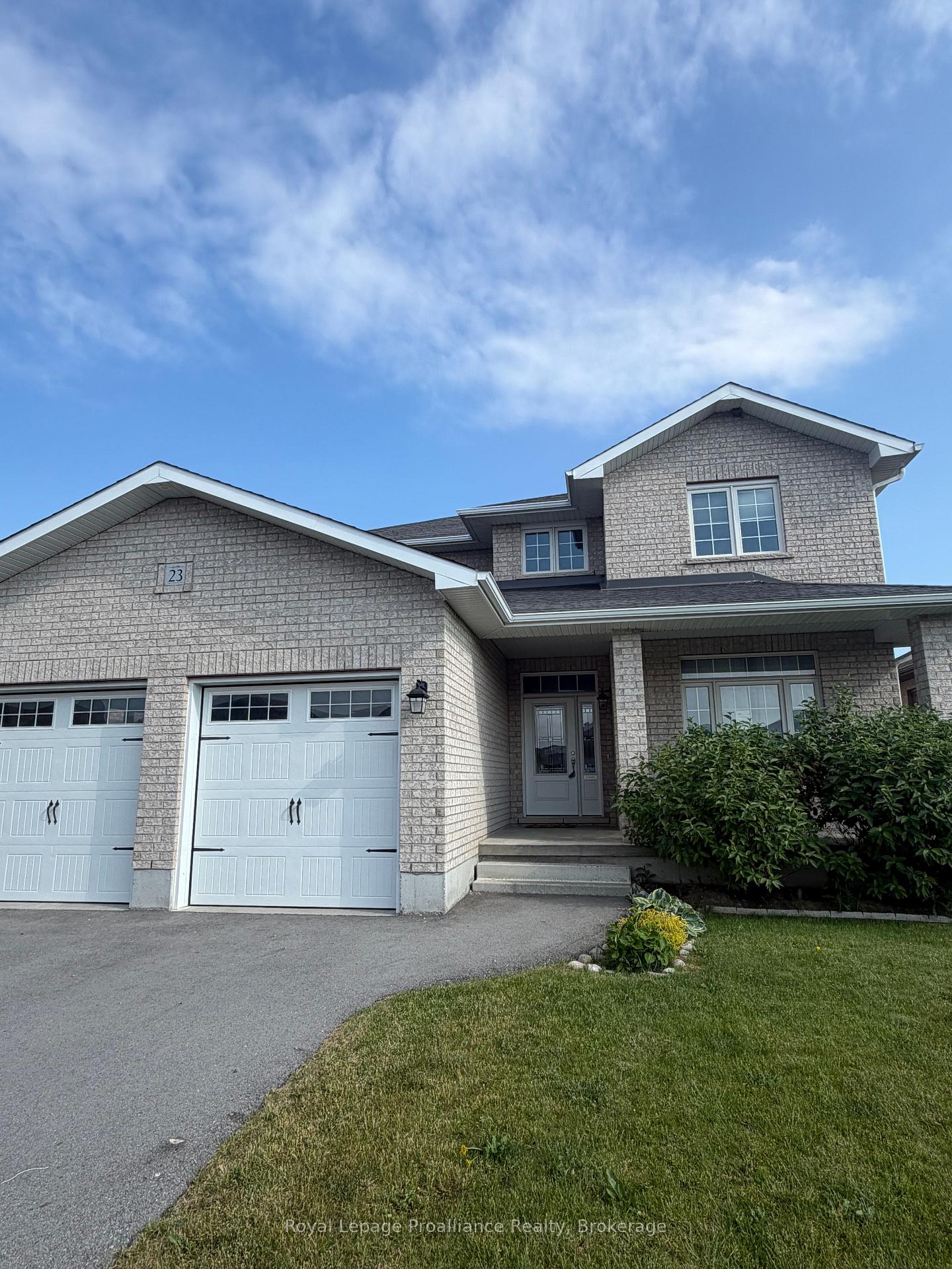 23-crews-crescent-quinte-west-ontario-x13810958