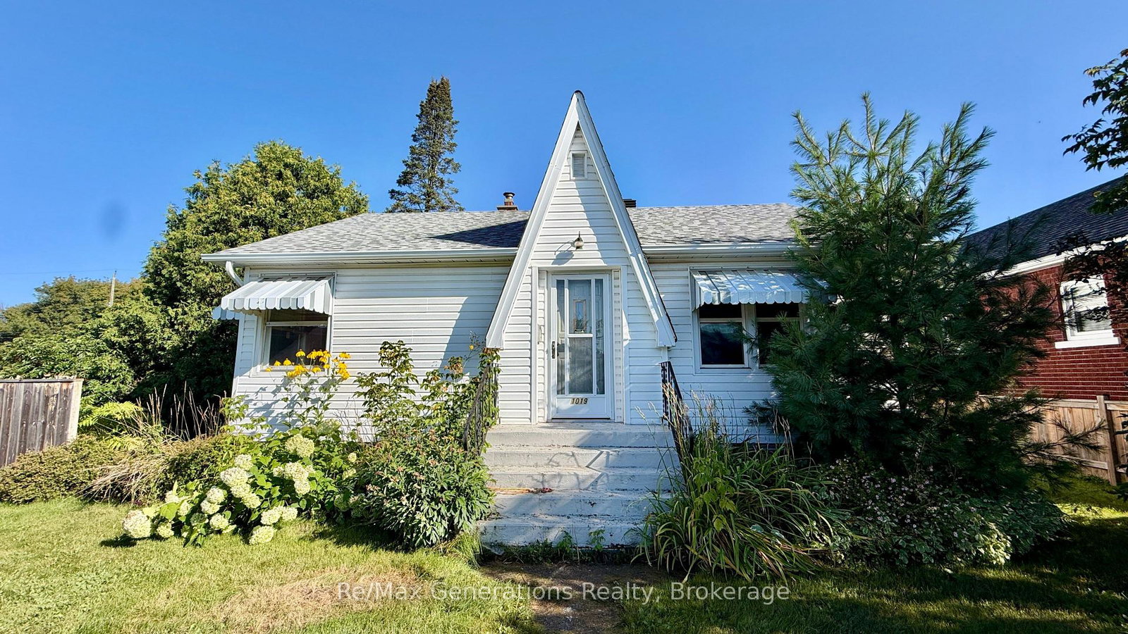 1019-francis-street-w-thunder-bay-ontario-x13811058