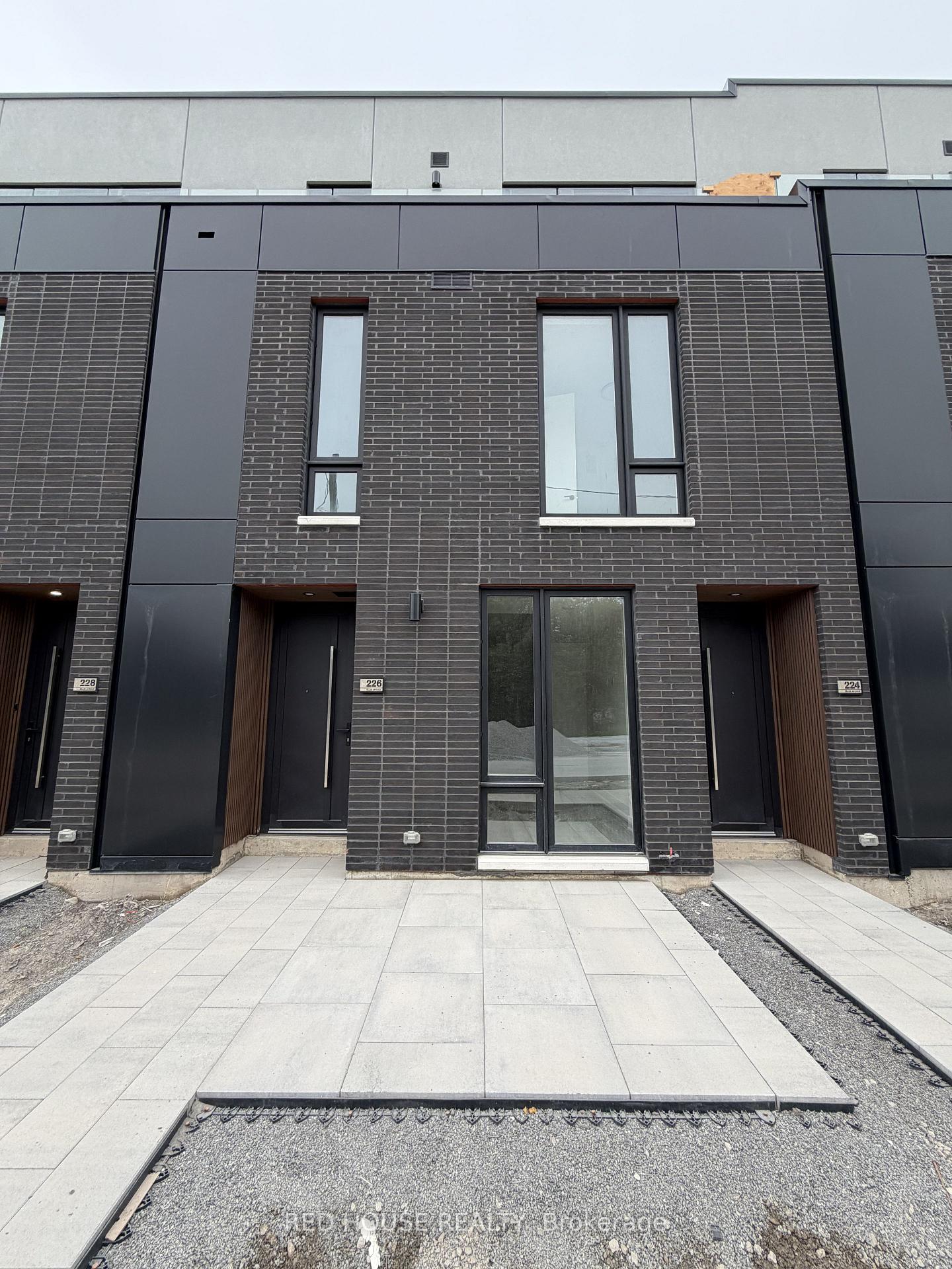 226-ellis-avenue-st-catharines-ontario-x13811284