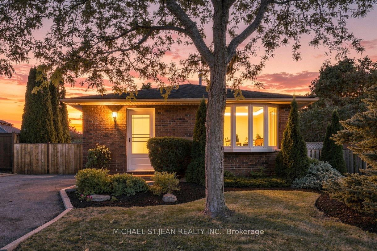 2-marston-street-hamilton-ontario-x13811294