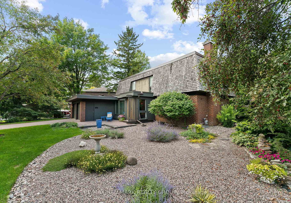 14-sandwell-crescent-kanata-ontario-x13811312