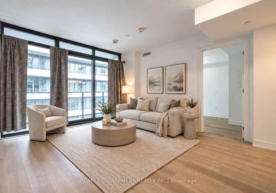 1-jarvis-street-hamilton-ontario-x13811626