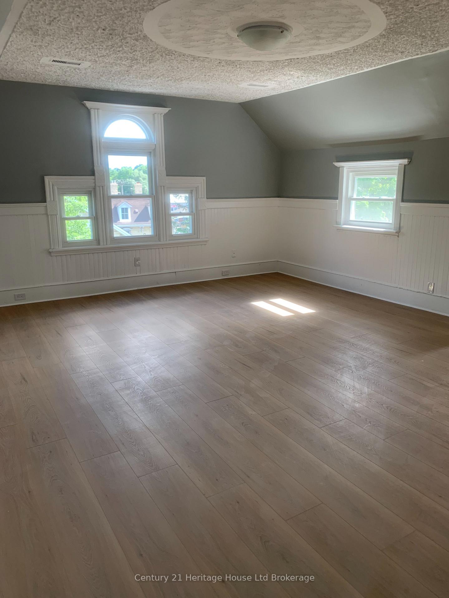 59-wilson-street-woodstock-ontario-x13811640