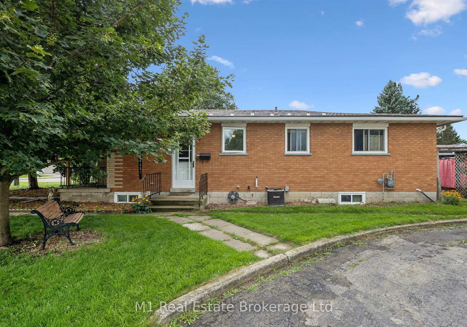 205-albert-street-minto-ontario-x13811648