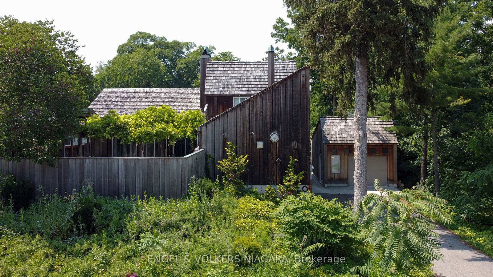 89-byron-street-niagara-on-the-lake-ontario-x13811790