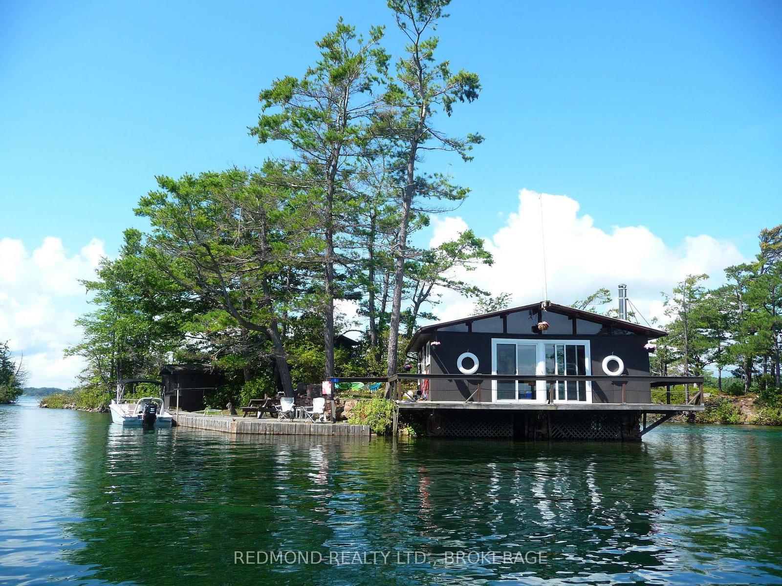 1-77d-77e-island-leeds-and-the-thousand-islands-ontario-x13812032