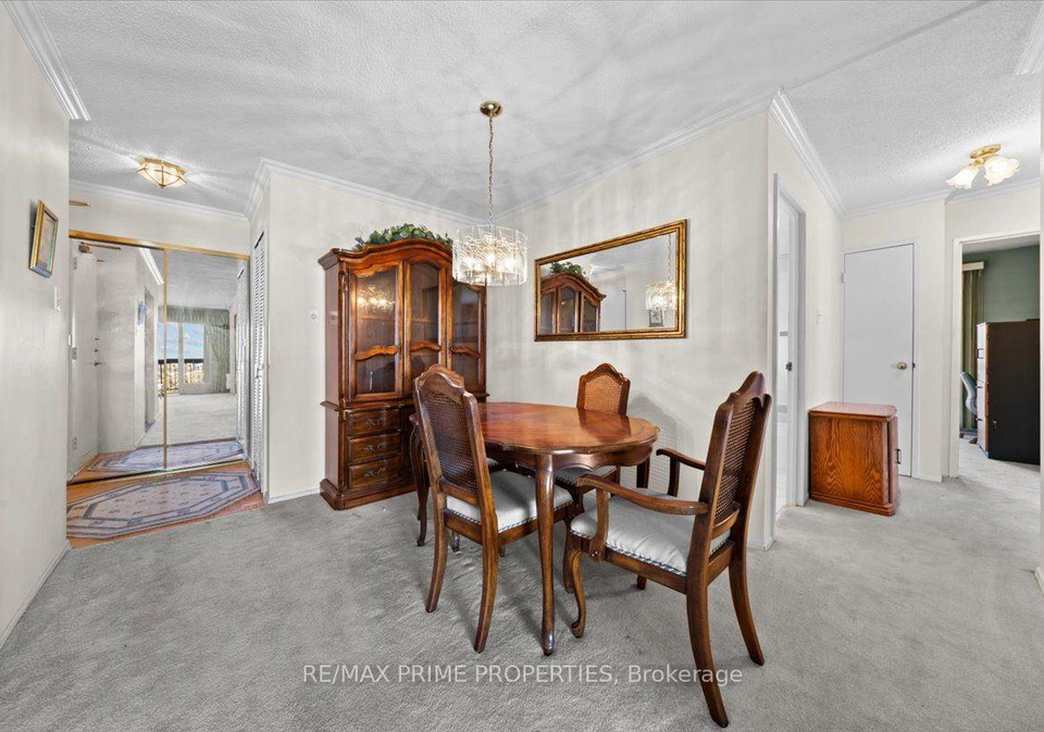 158b-mcarthur-avenue-ottawa-ontario-x13812034