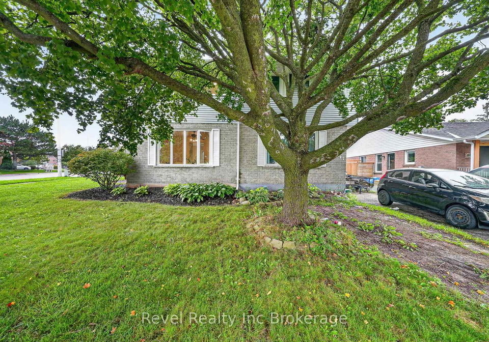 995-cree-avenue-woodstock-ontario-x13812076
