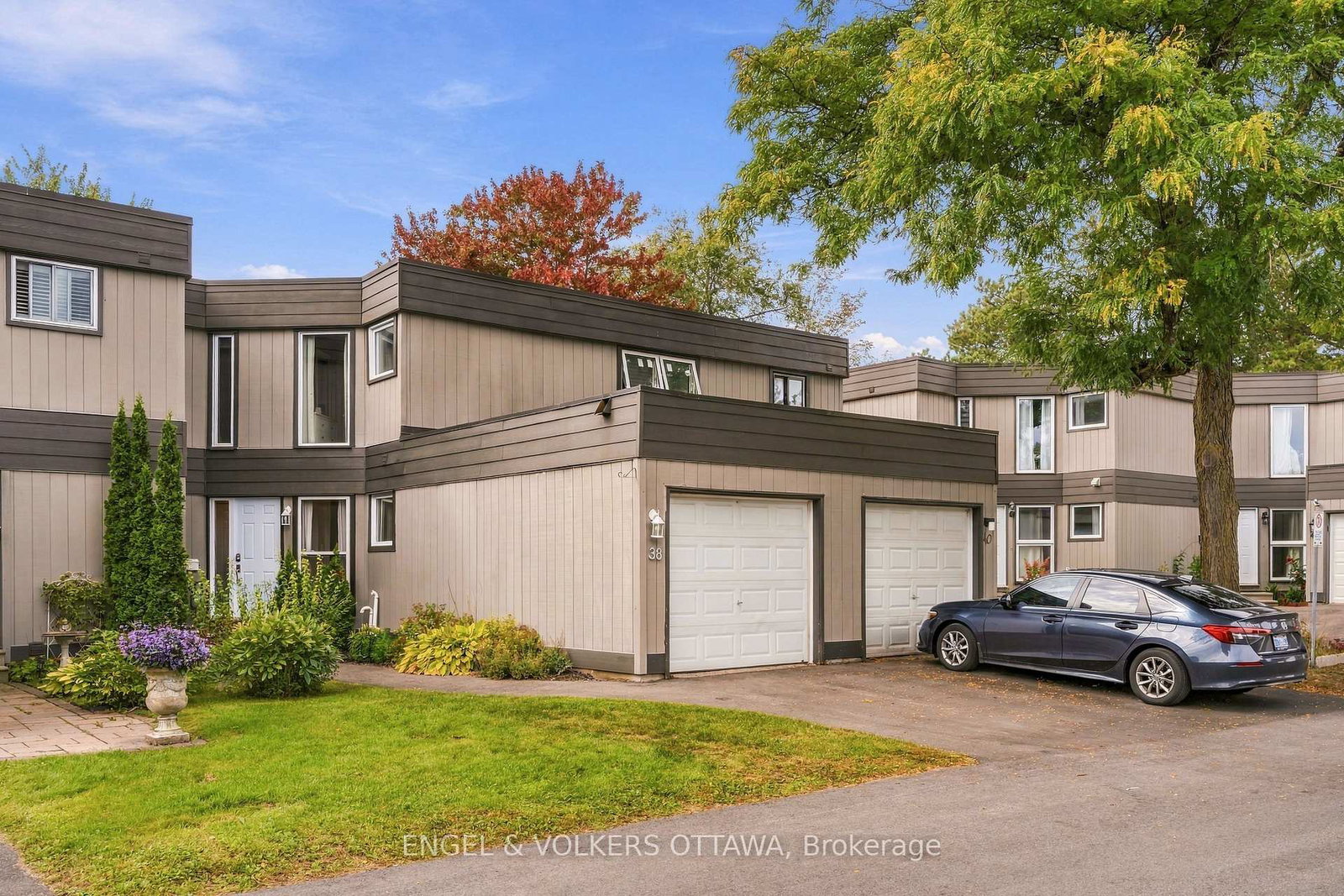 38-compata-way-ottawa-ontario-x13812114