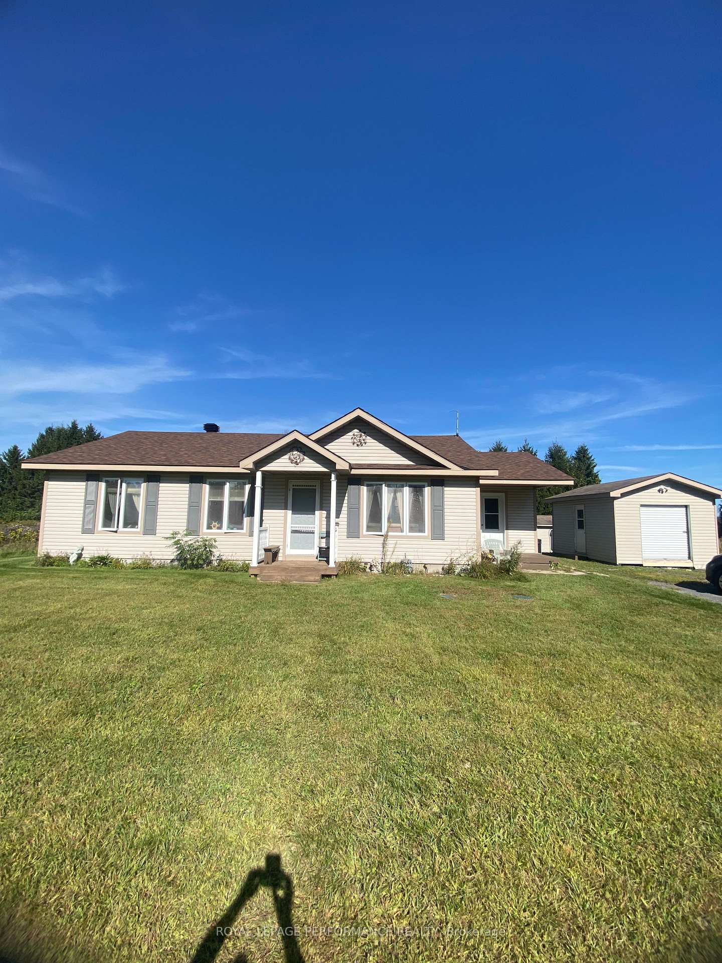6125-florence-street-south-glengarry-ontario-x13812262