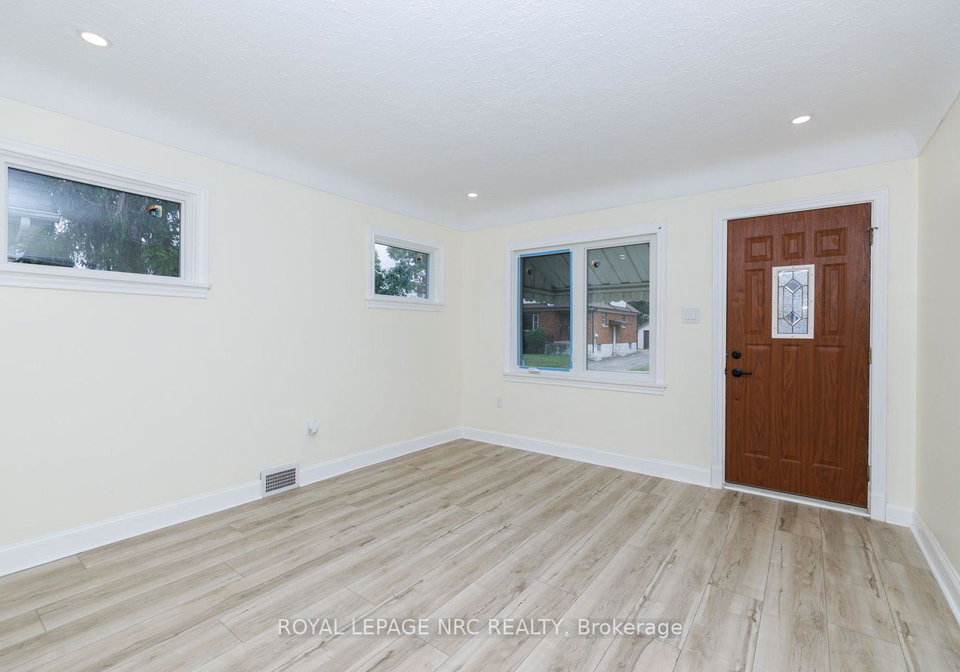 301-carlton-street-st-catharines-ontario-x13812434