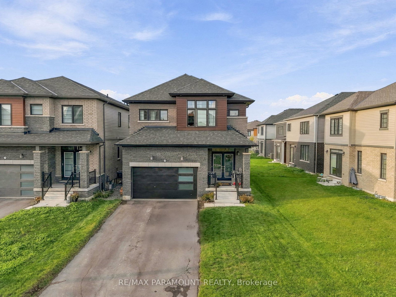 110-sunflower-crescent-thorold-ontario-x13812436