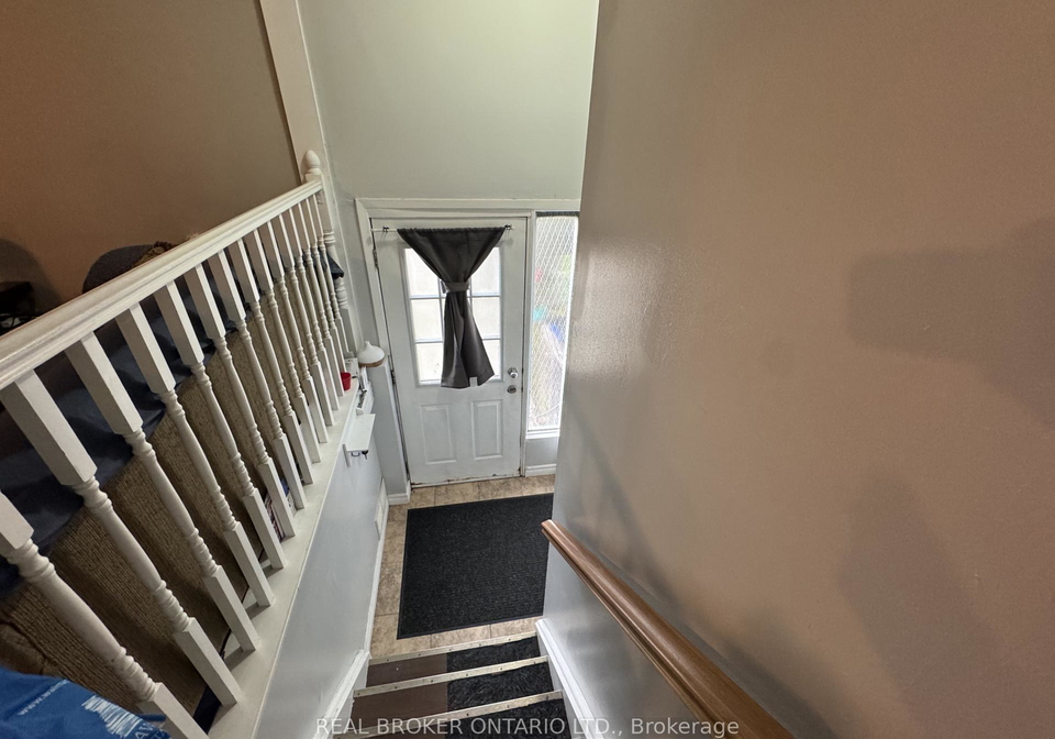28-tara-crescent-thorold-ontario-x13812572