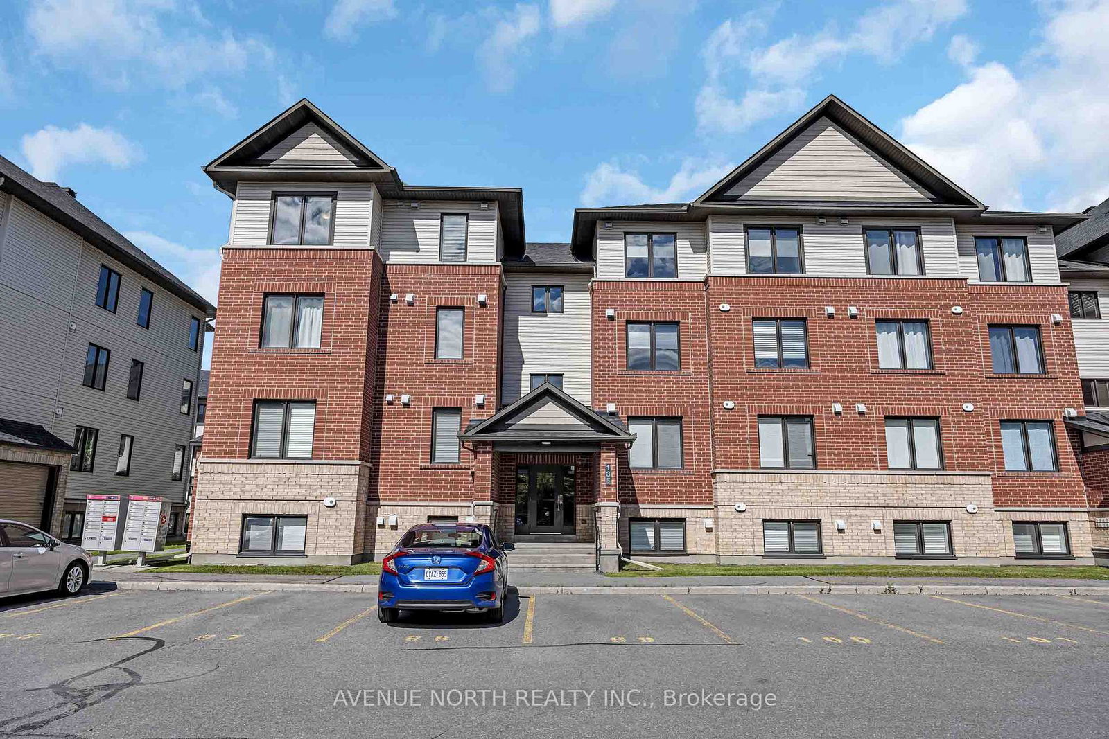 135-bluestone-private-ottawa-ontario-x13812766