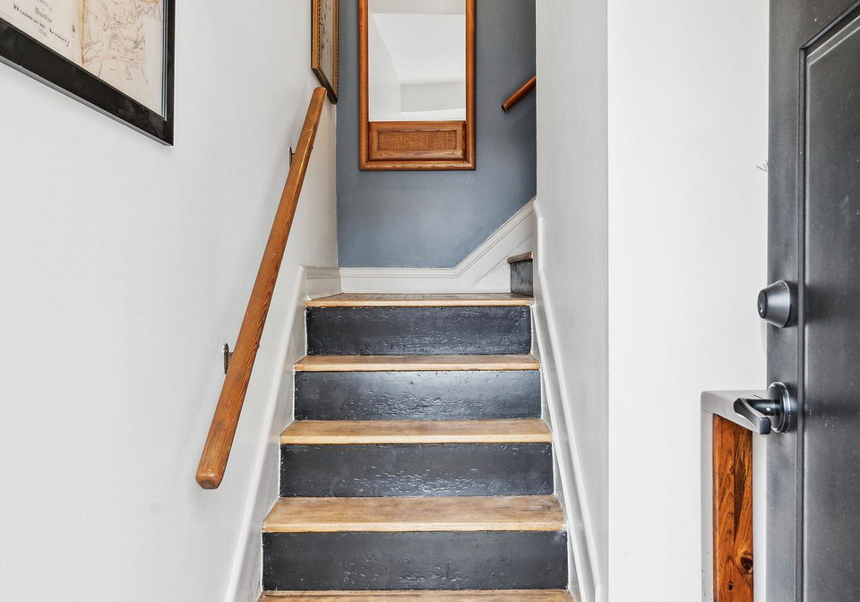 16-mcmurray-street-hamilton-ontario-x13812826