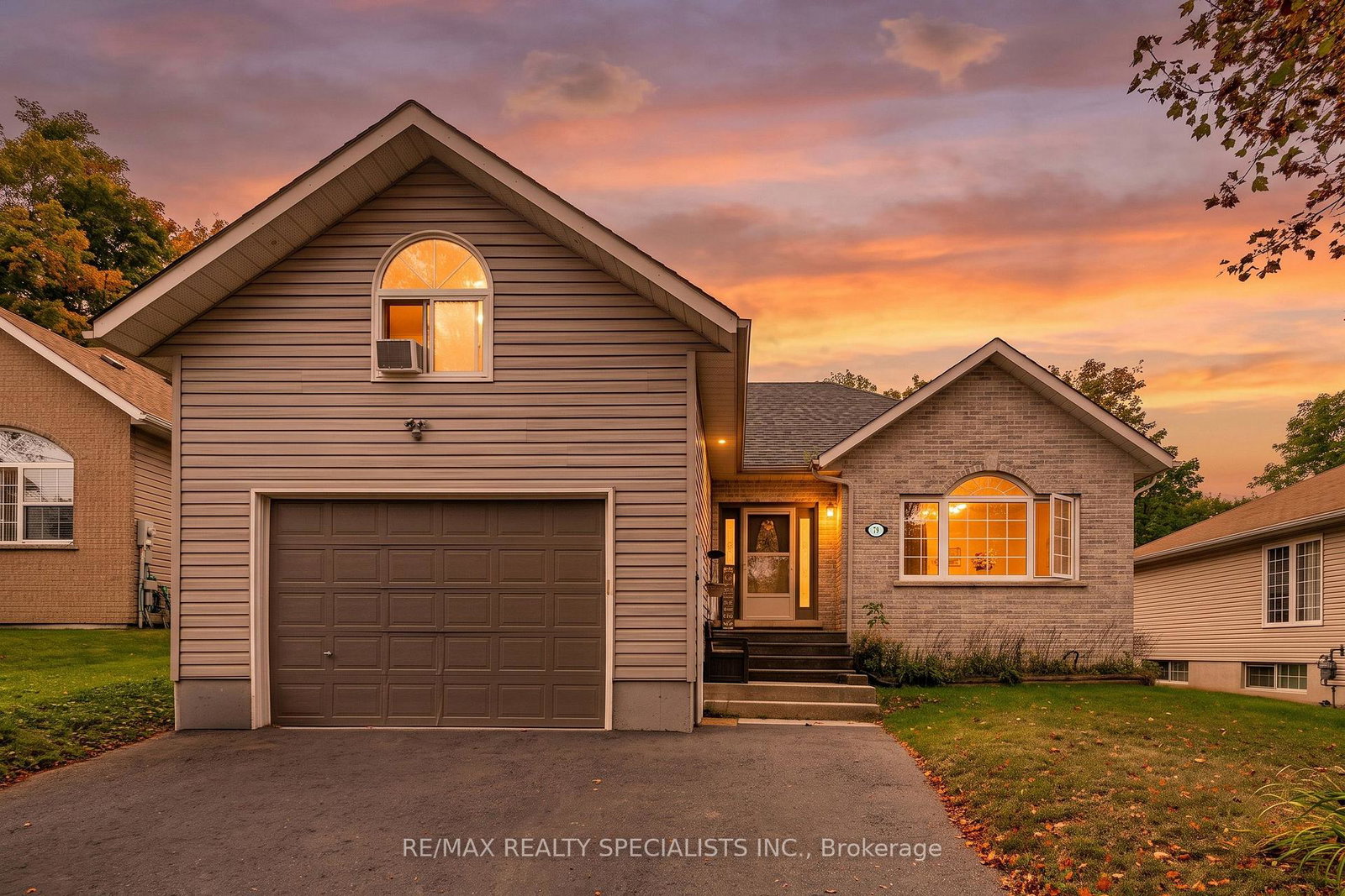 79-oxford-street-selwyn-ontario-x13812838