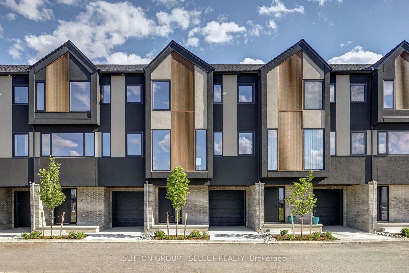3090-petty-road-london-south-ontario-x13812862