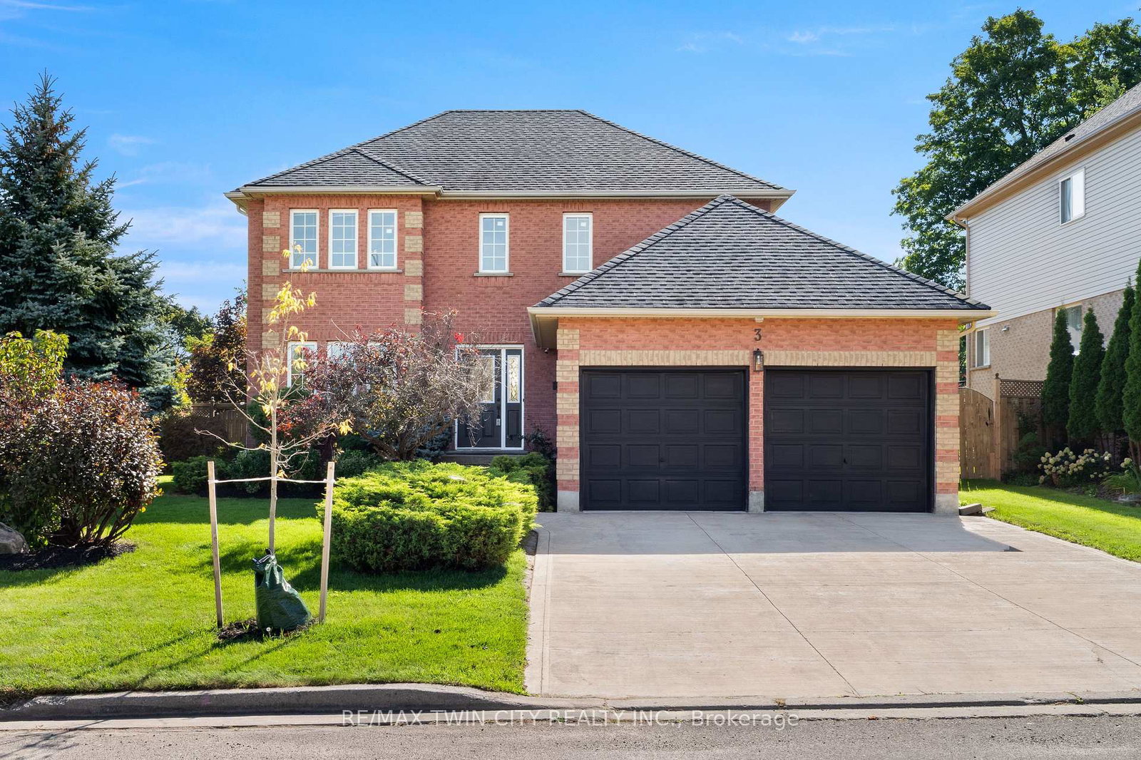 3-greencroft-court-kitchener-ontario-x13812980