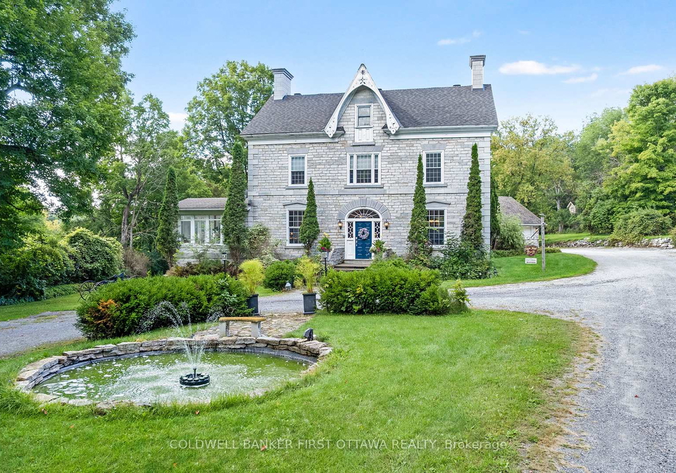 131-mill-street-lanark-highlands-ontario-x13813166